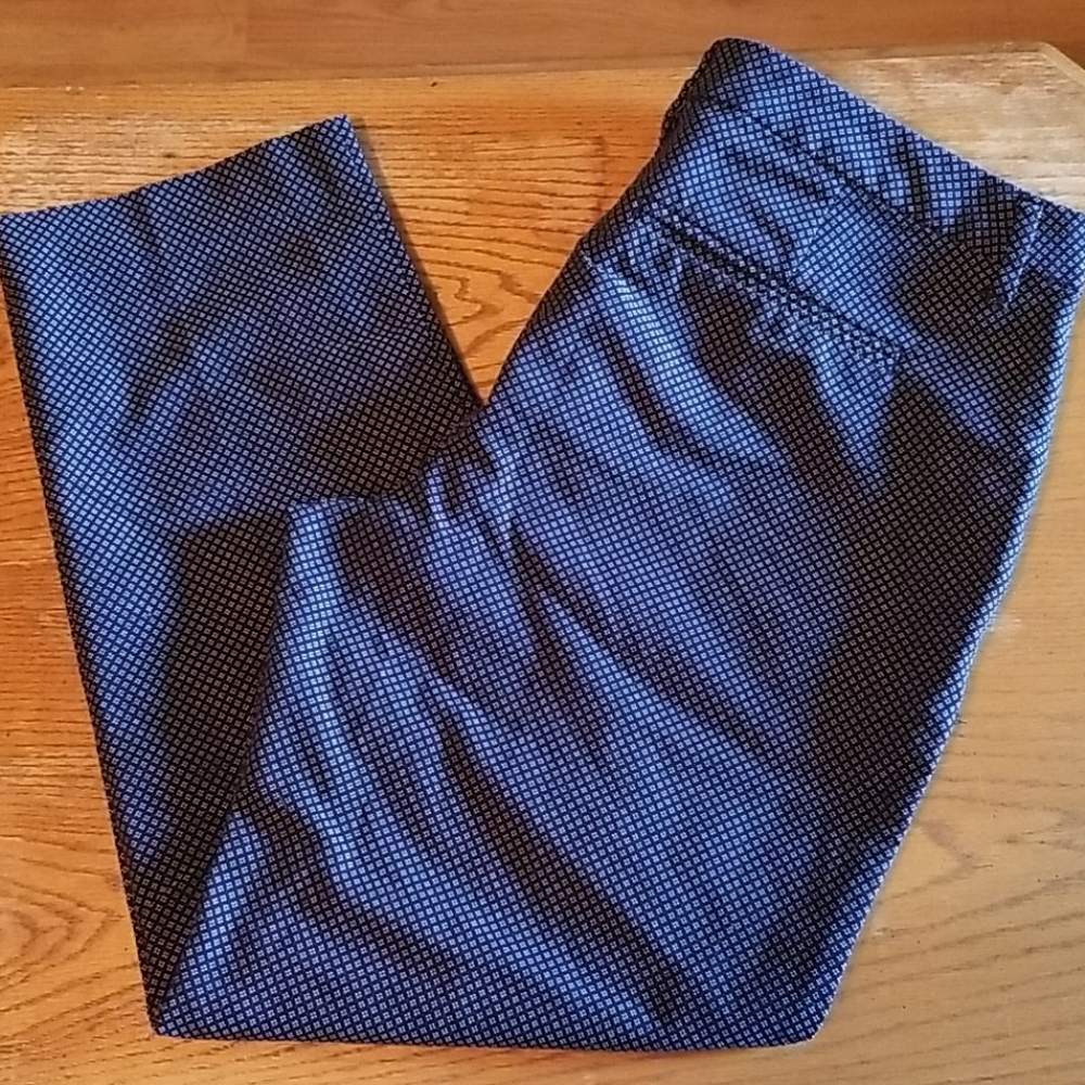 Old Navy Patterned Harper Crop Pants 6